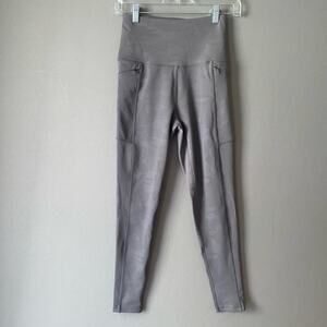 Nicole Miller sz‎ S gray yoga pants